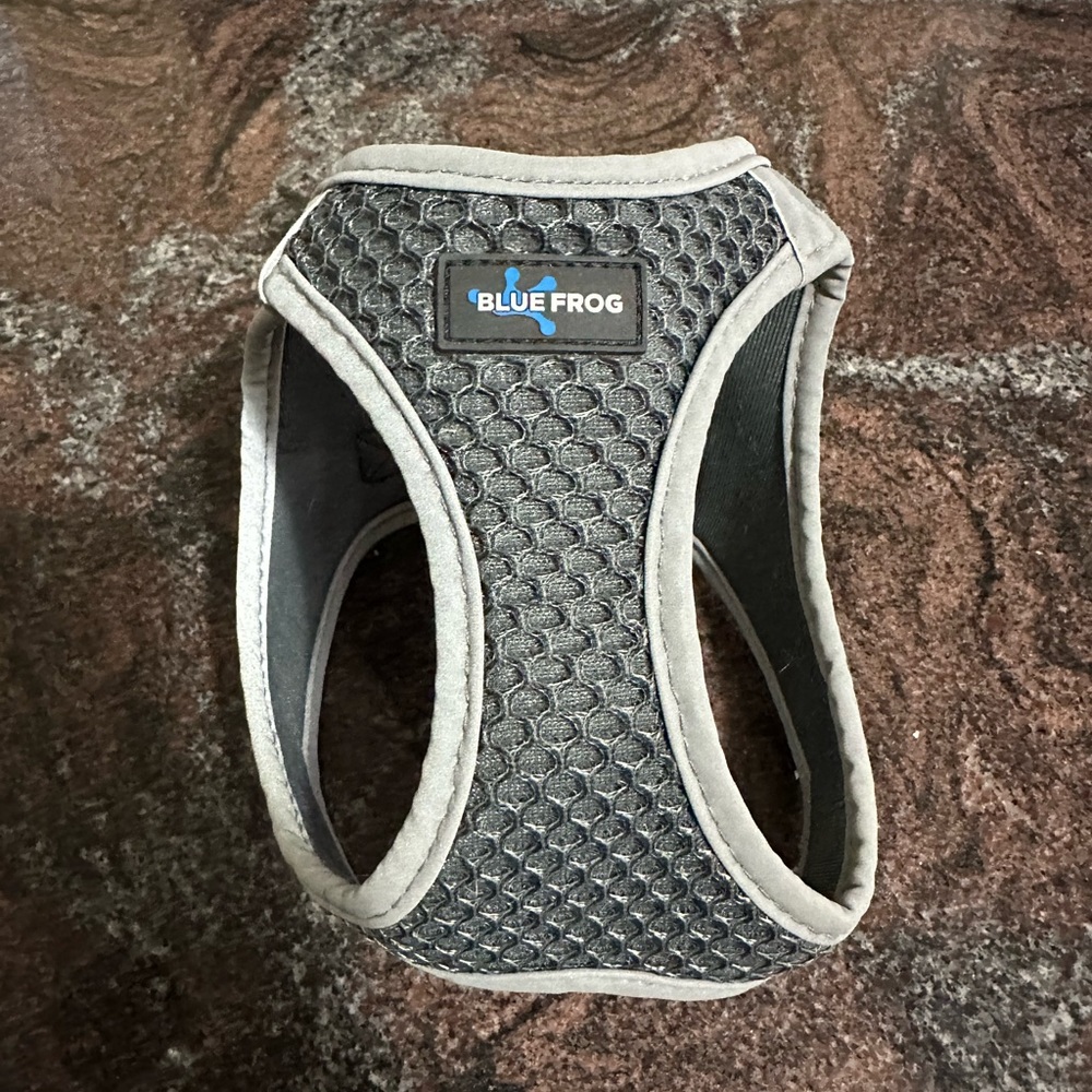 Blue Frog step in pet harness size M